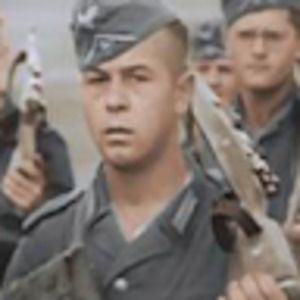 Meet your Posher, Tragiic